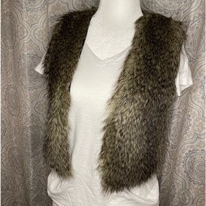 Perfect fall Kardashian Kollection vest